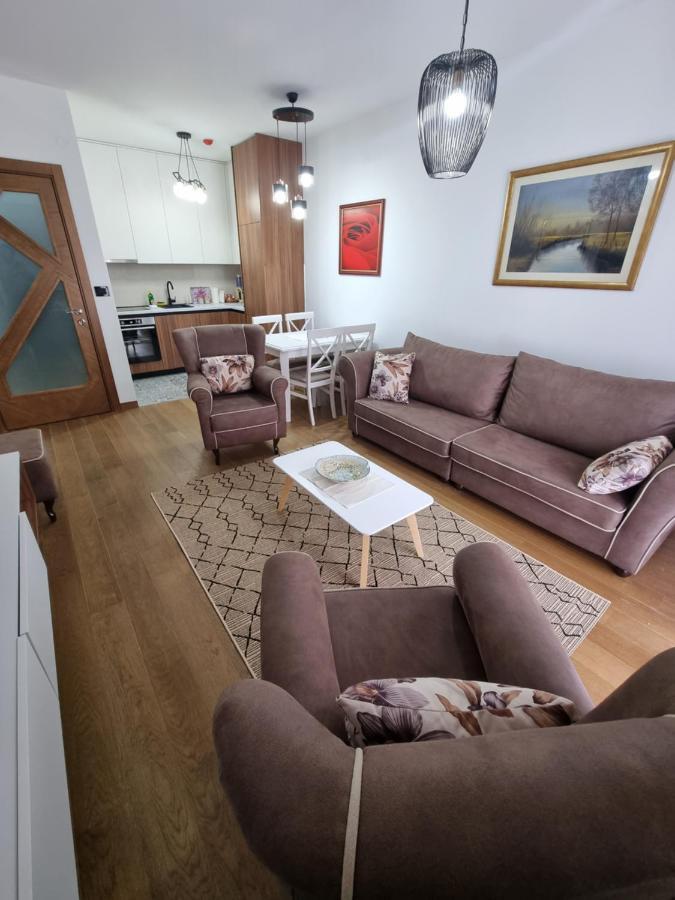 Fantastic New Centre Apartment พอดโกริกา ภายนอก รูปภาพ