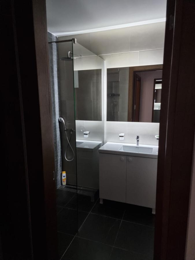 Fantastic New Centre Apartment พอดโกริกา ภายนอก รูปภาพ